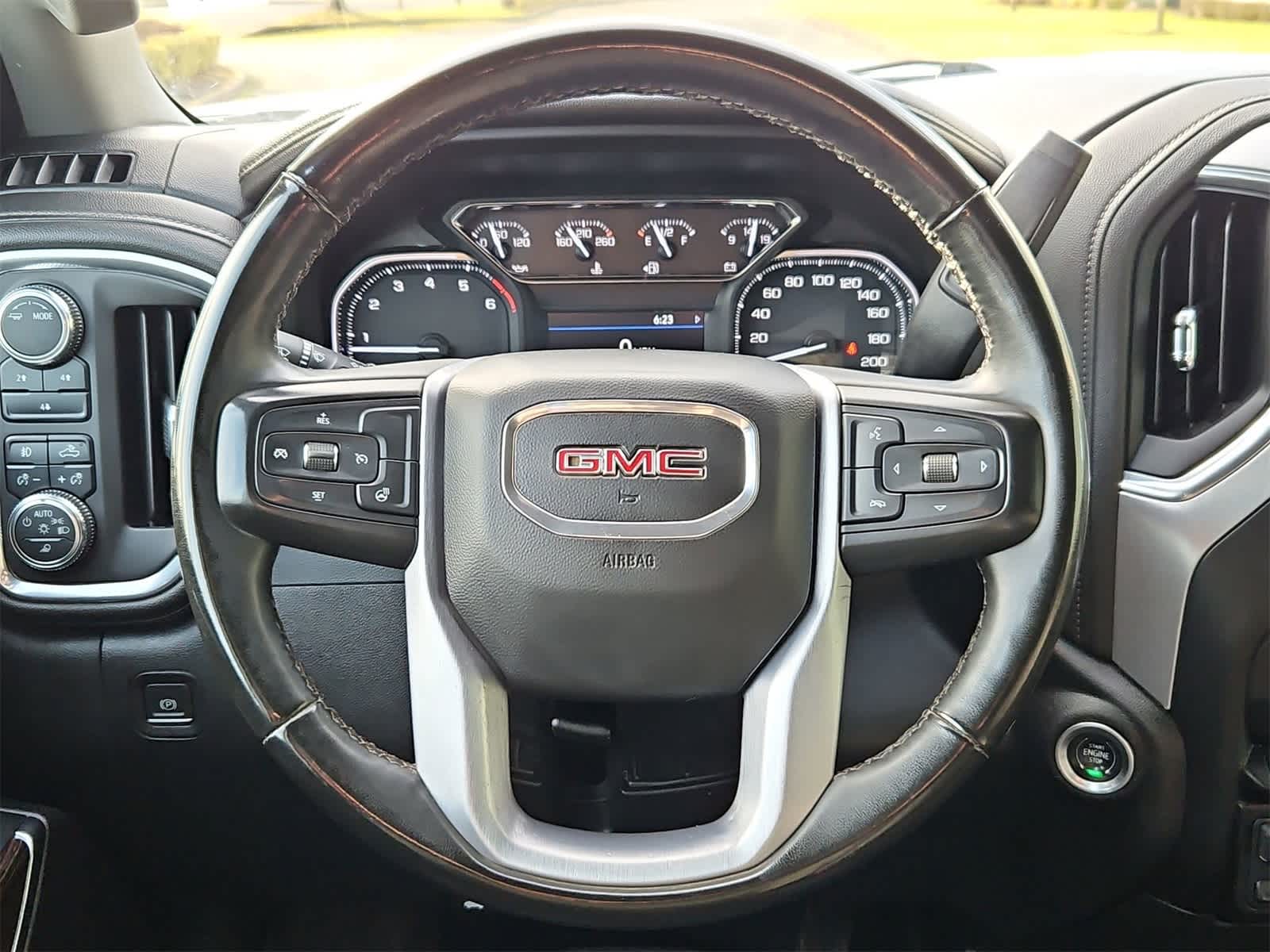 Thumbnail: 2023 GMC Sierra 3500 - 22