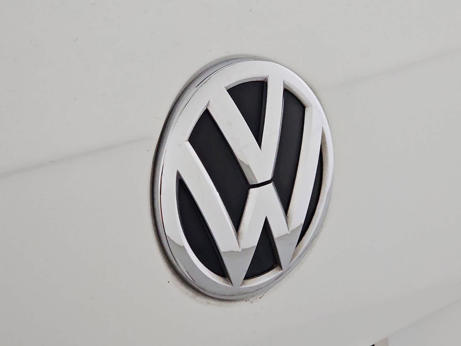 Thumbnail: 2021 Volkswagen Tiguan - 11