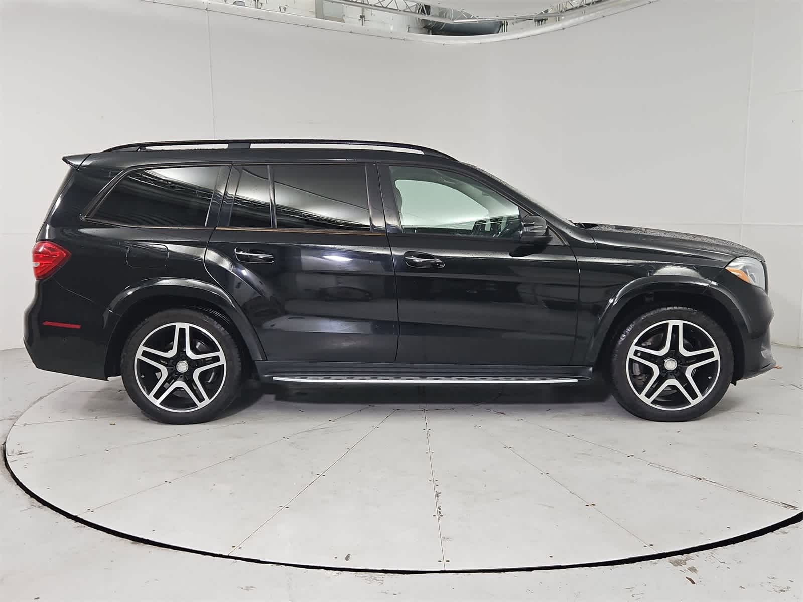 Thumbnail: 2017 Mercedes-Benz GLS - 7