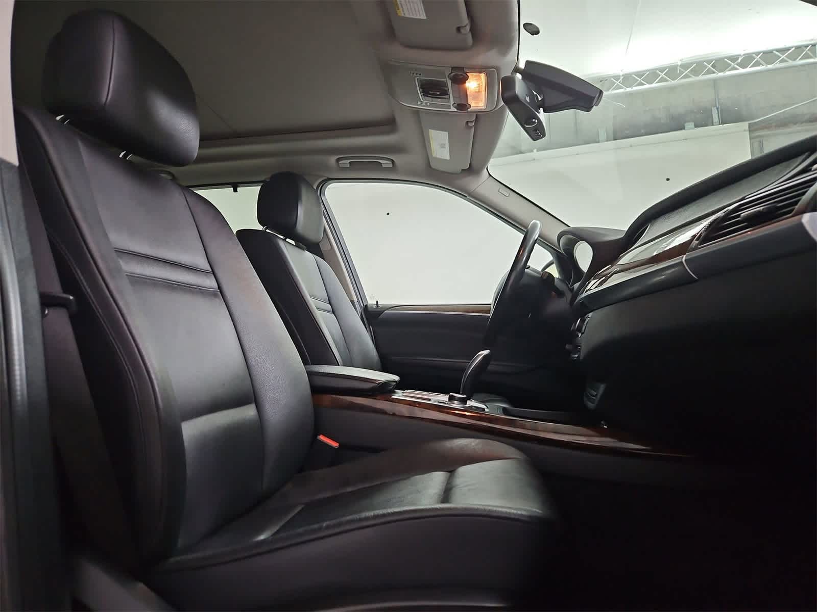 Thumbnail: 2013 BMW X5 - 23