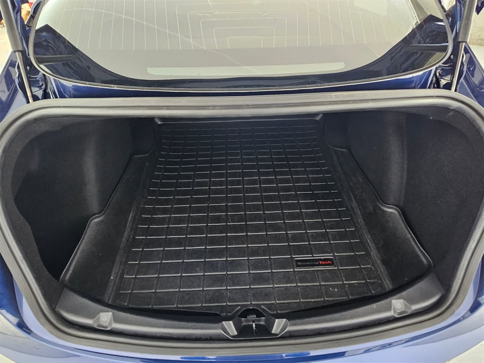 Thumbnail: 2019 Tesla Model 3 - 29