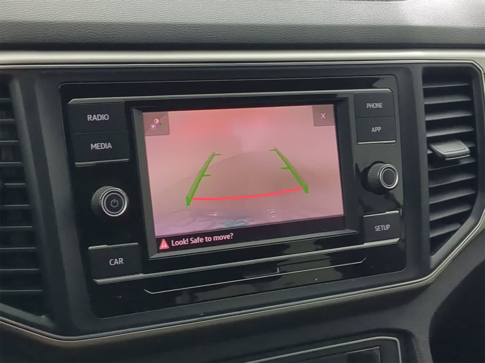 Thumbnail: 2018 Volkswagen Atlas - 27