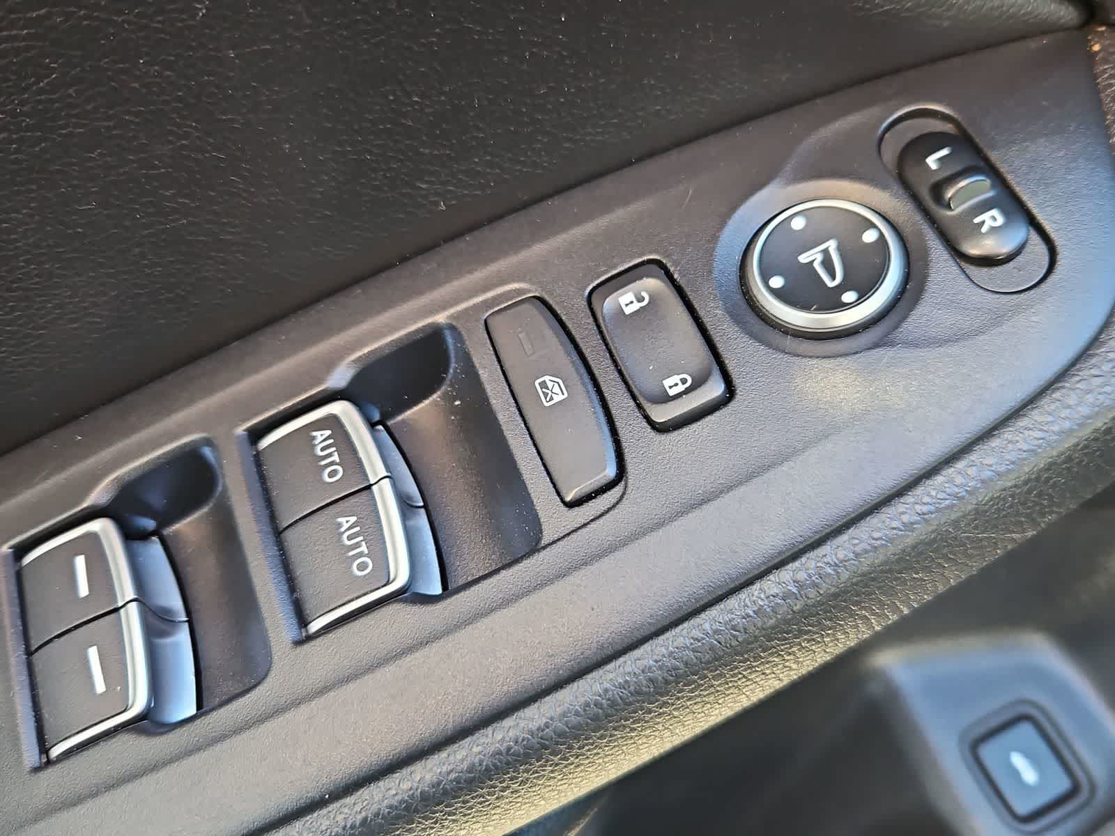 Thumbnail: 2018 Honda Accord - 17