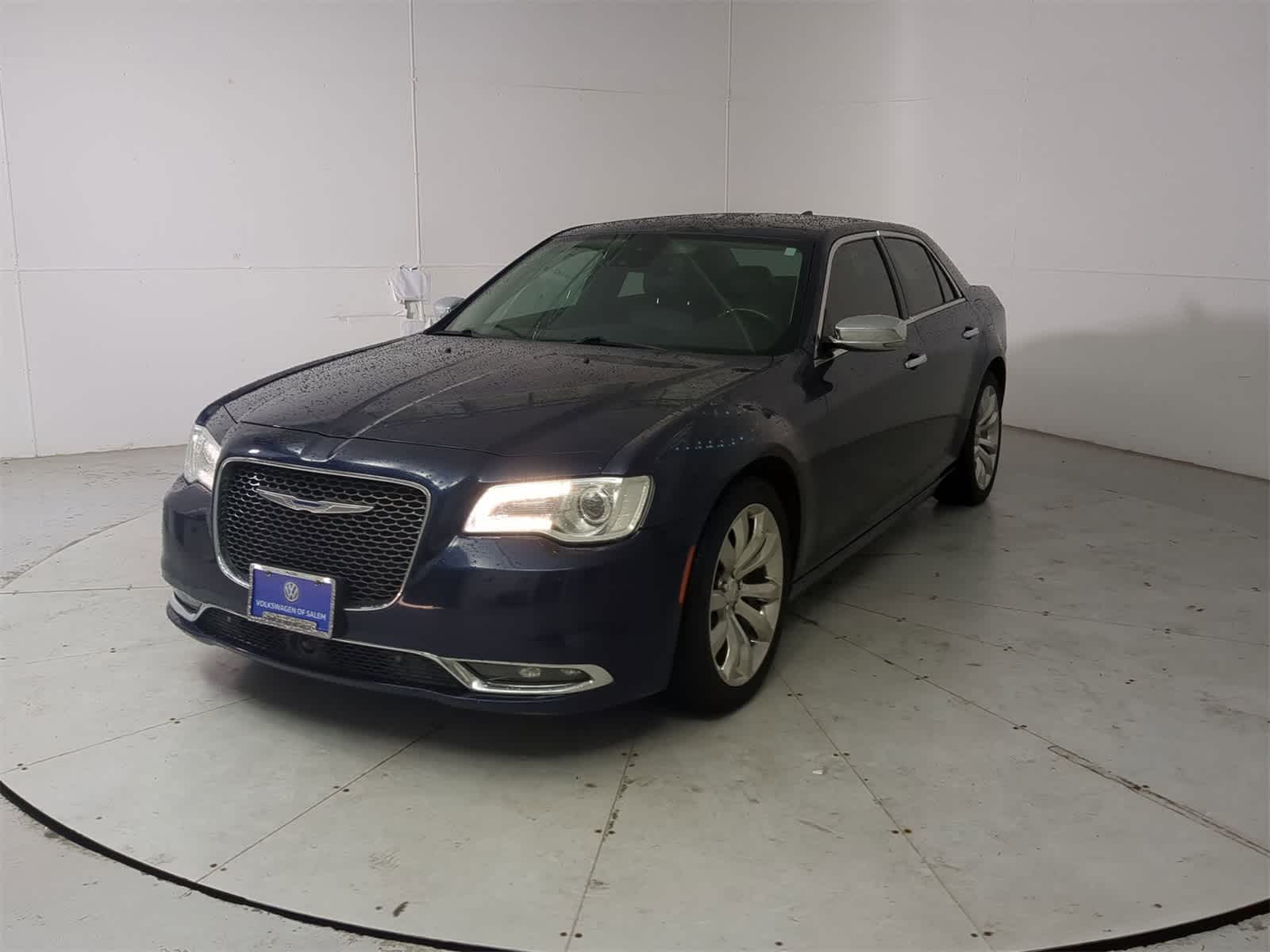 Thumbnail: 2017 Chrysler 300 - 1