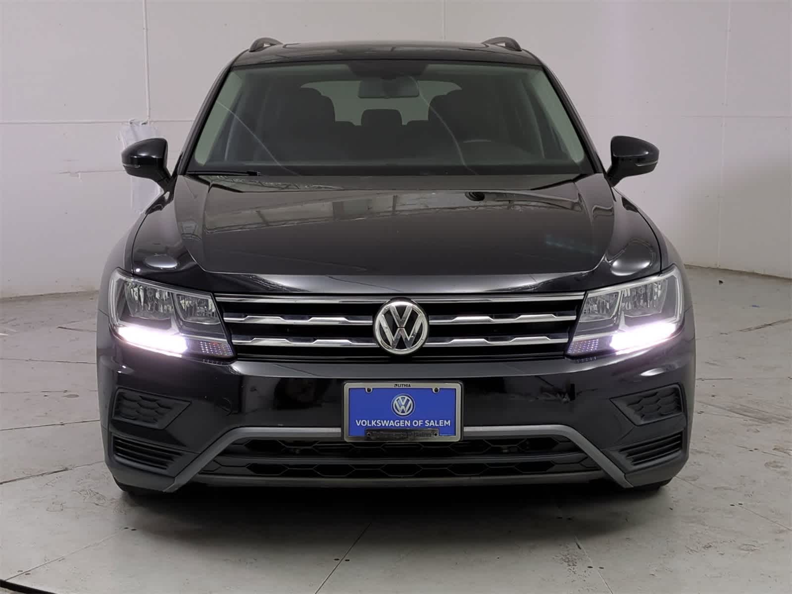 Thumbnail: 2020 Volkswagen Tiguan - 8