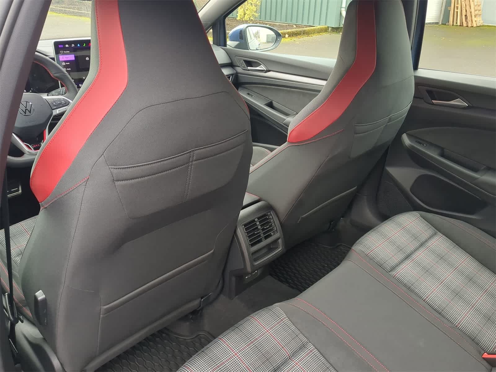 Thumbnail: 2026 Volkswagen Golf - 17