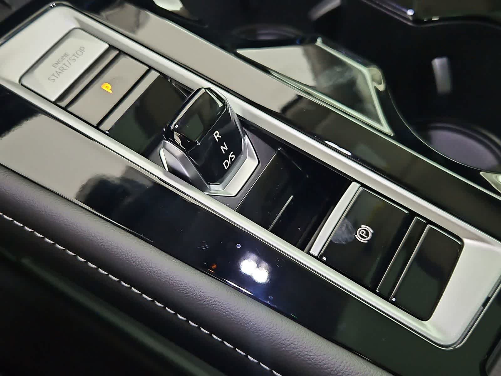 Thumbnail: 2026 Volkswagen Atlas - 32