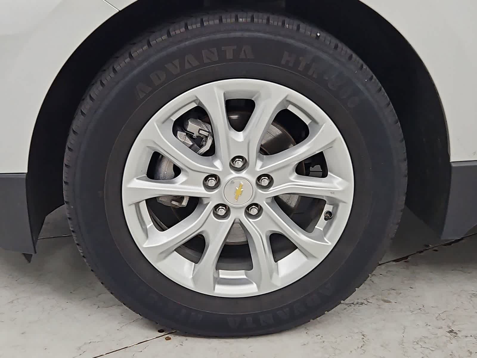 Thumbnail: 2018 Chevrolet Equinox - 12