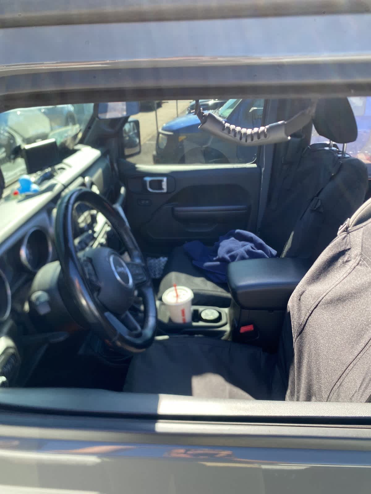 Thumbnail: 2020 Jeep Wrangler - 6