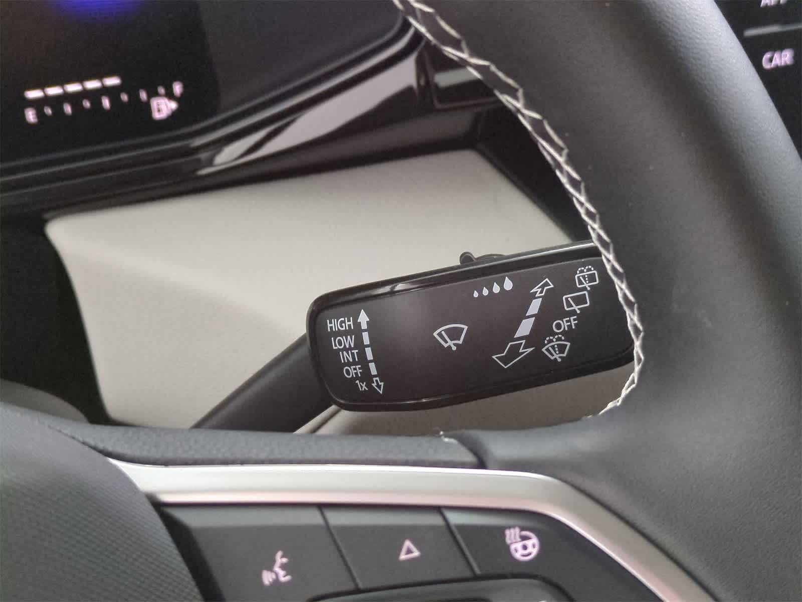 Thumbnail: 2025 Volkswagen Taos - 27