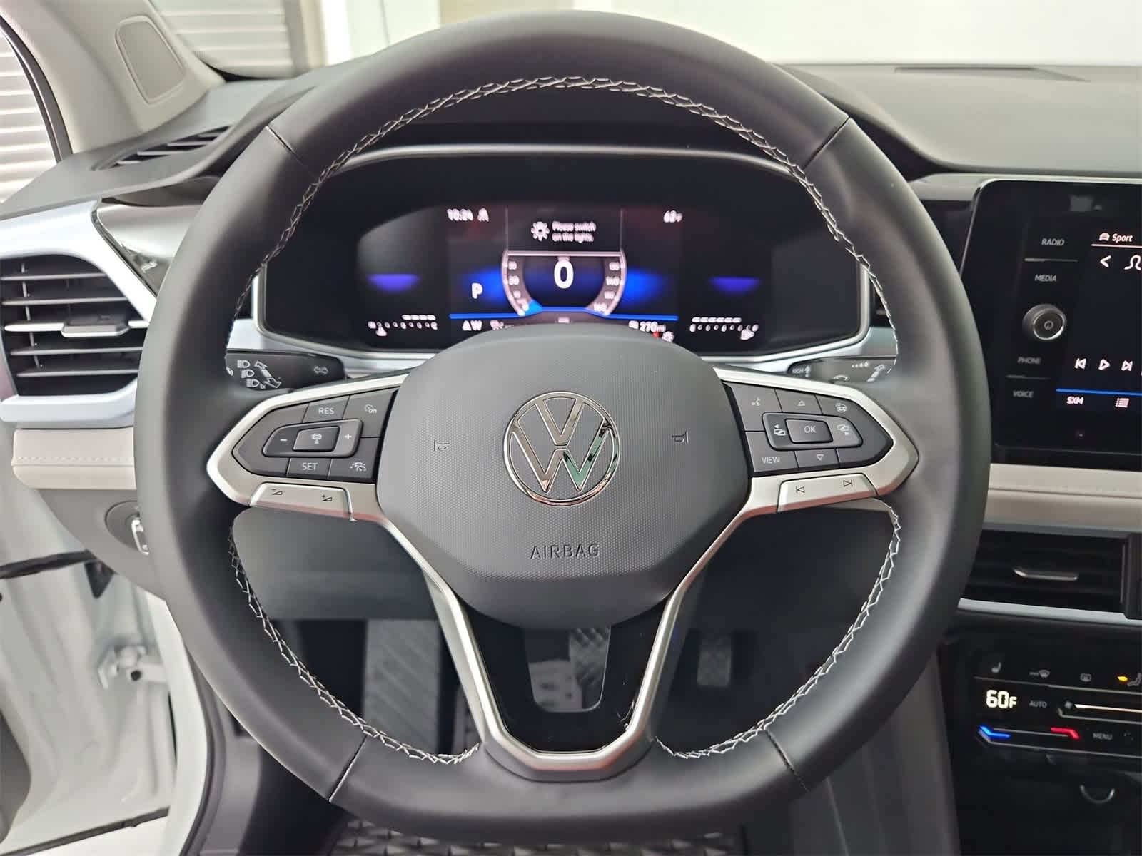 2025 Volkswagen Taos SE 23