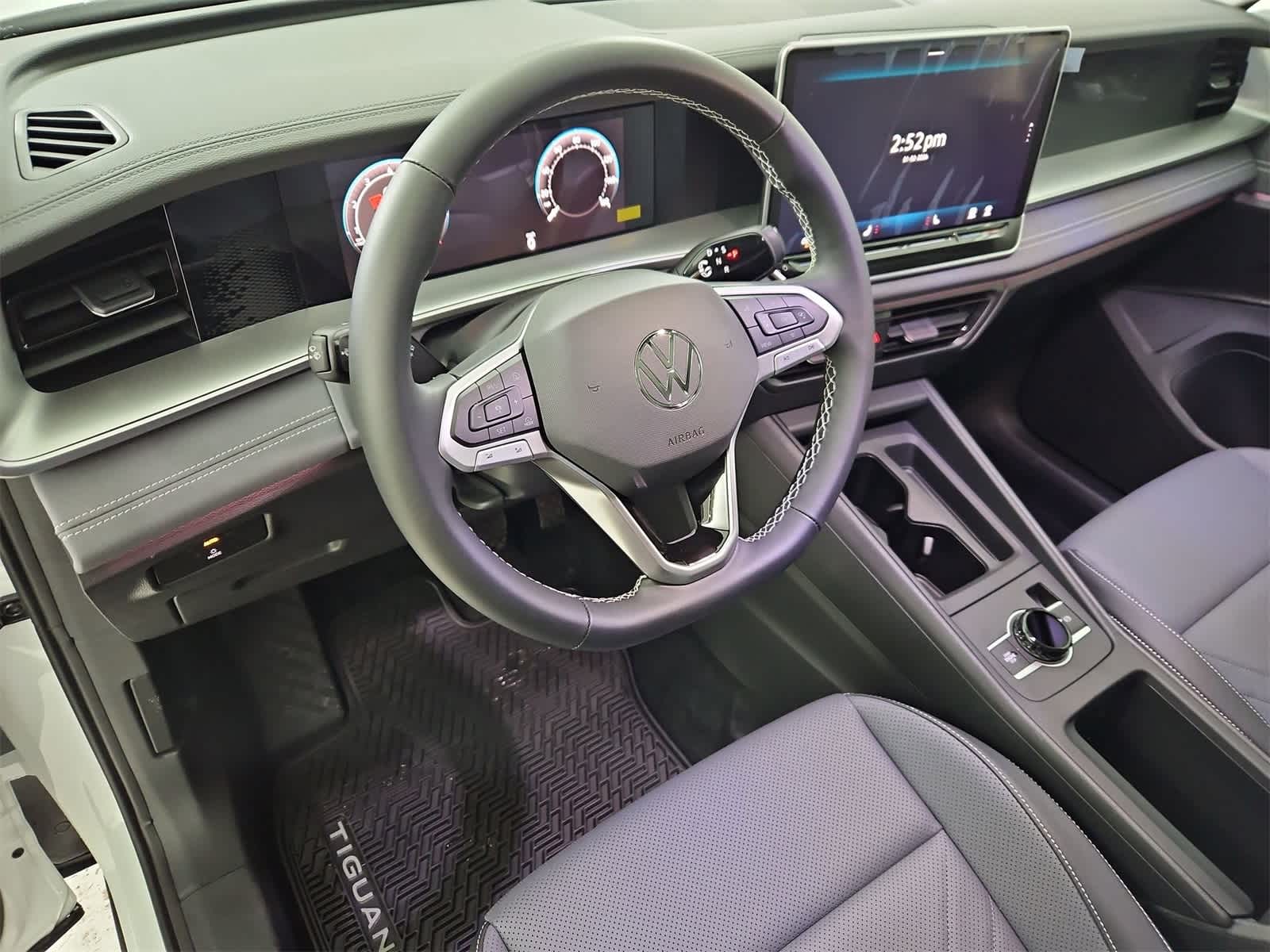 Thumbnail: 2026 Volkswagen Tiguan - 2