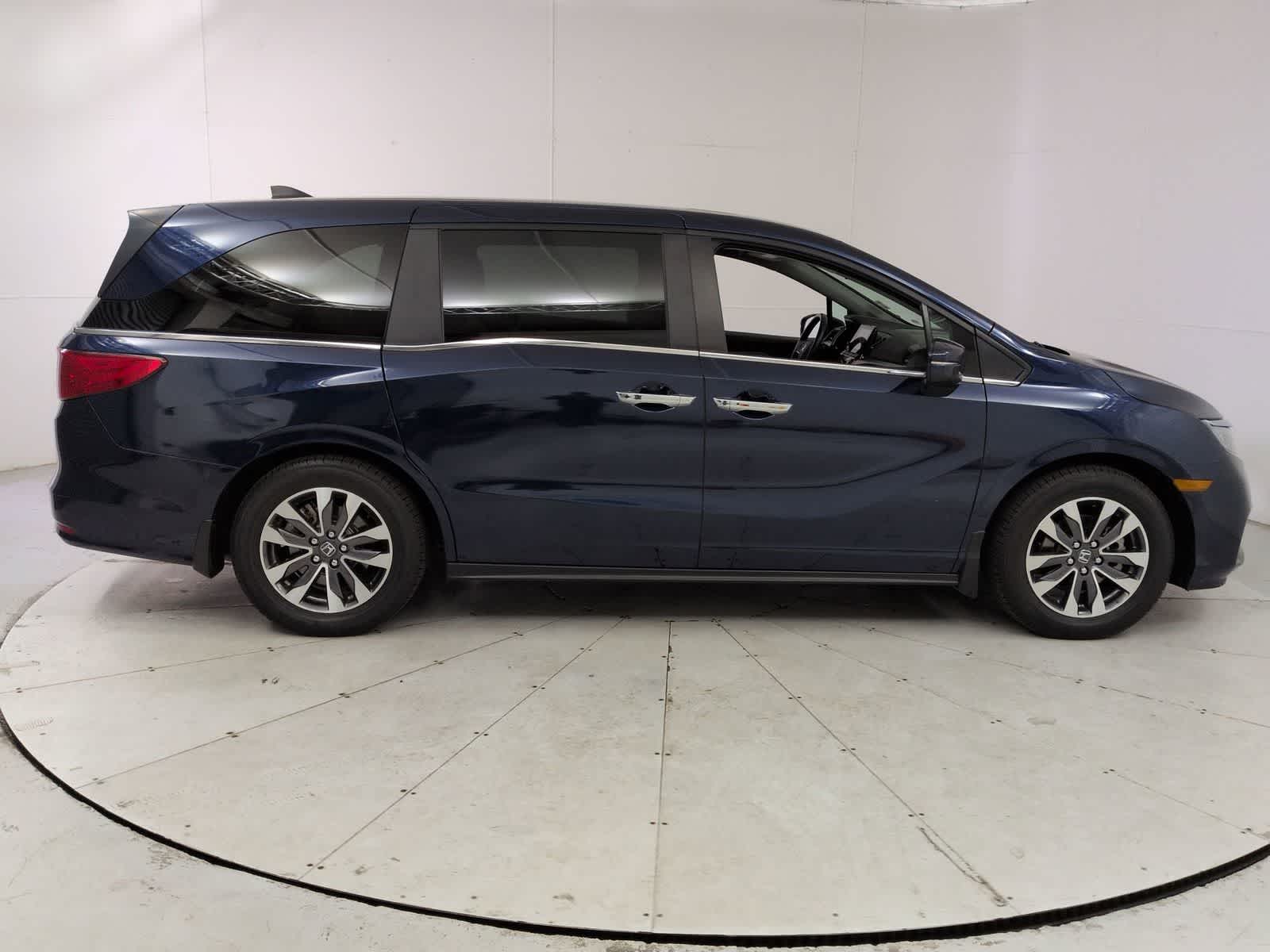 Thumbnail: 2023 Honda Odyssey - 7