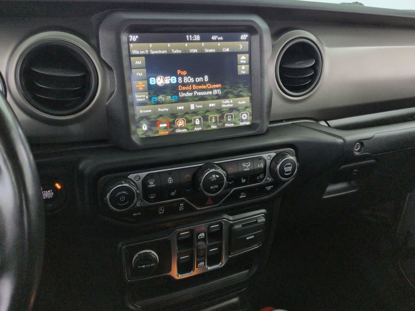 Thumbnail: 2021 Jeep Gladiator - 27