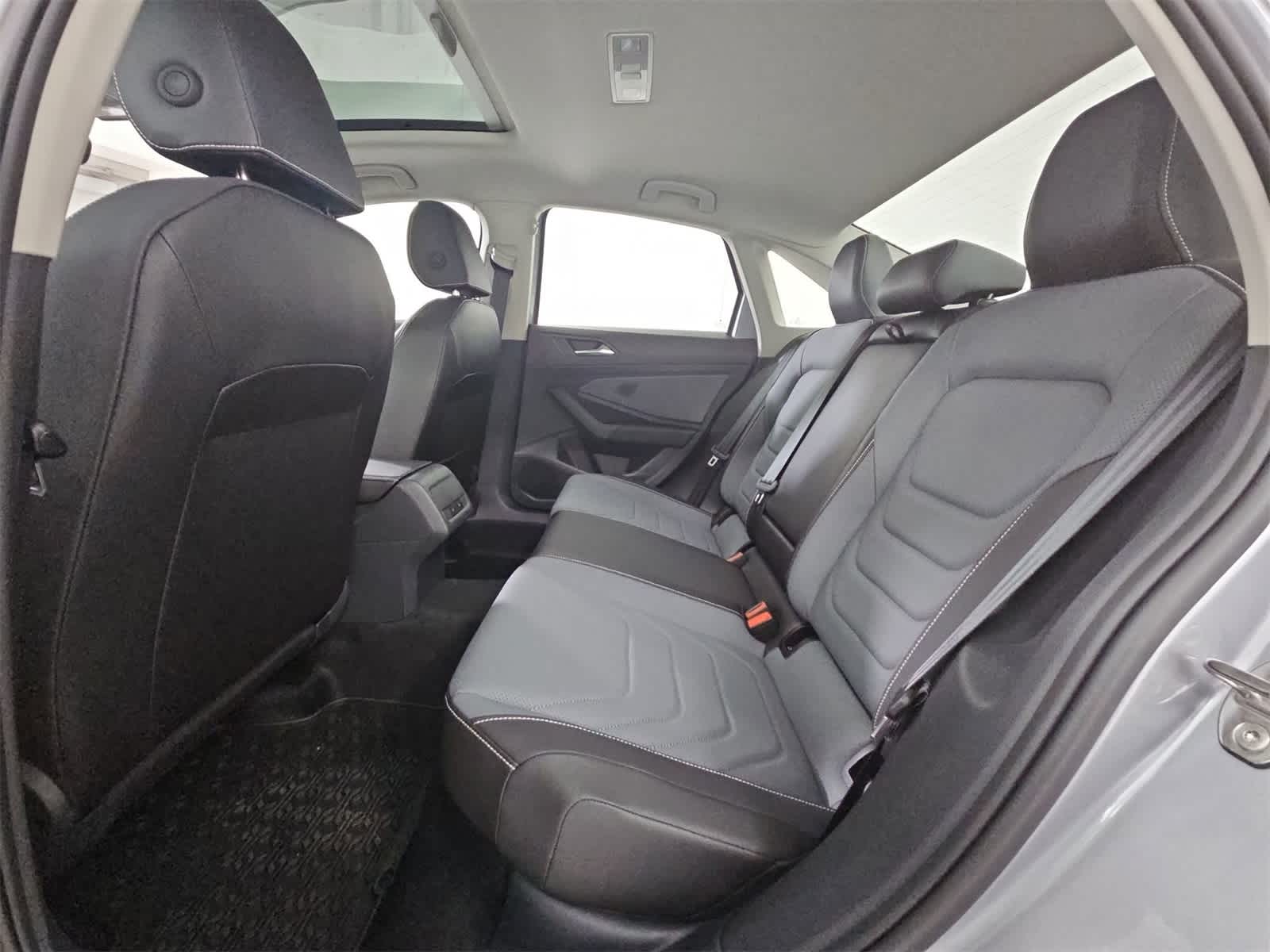 Thumbnail: 2025 Volkswagen Jetta - 20