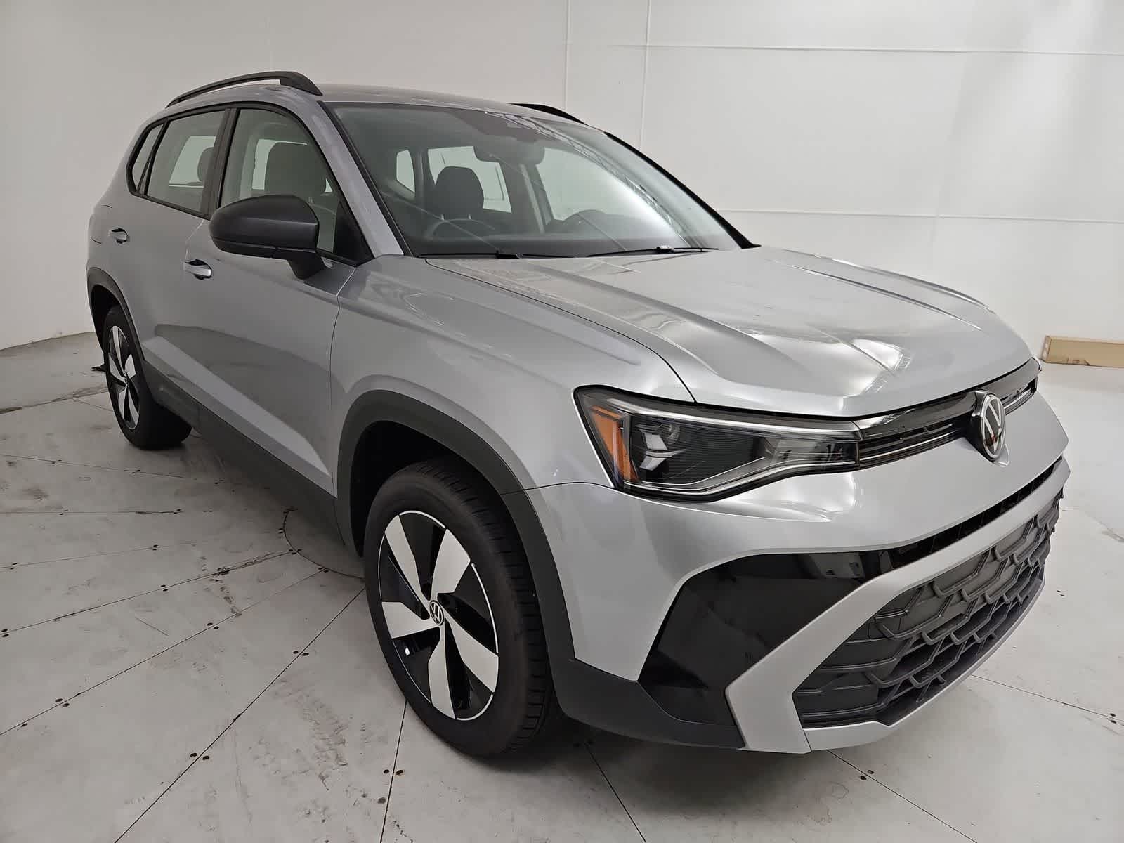 Thumbnail: 2025 Volkswagen Taos - 8