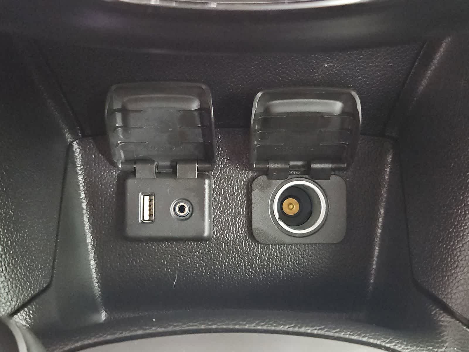 Thumbnail: 2018 Chevrolet Cruze - 29