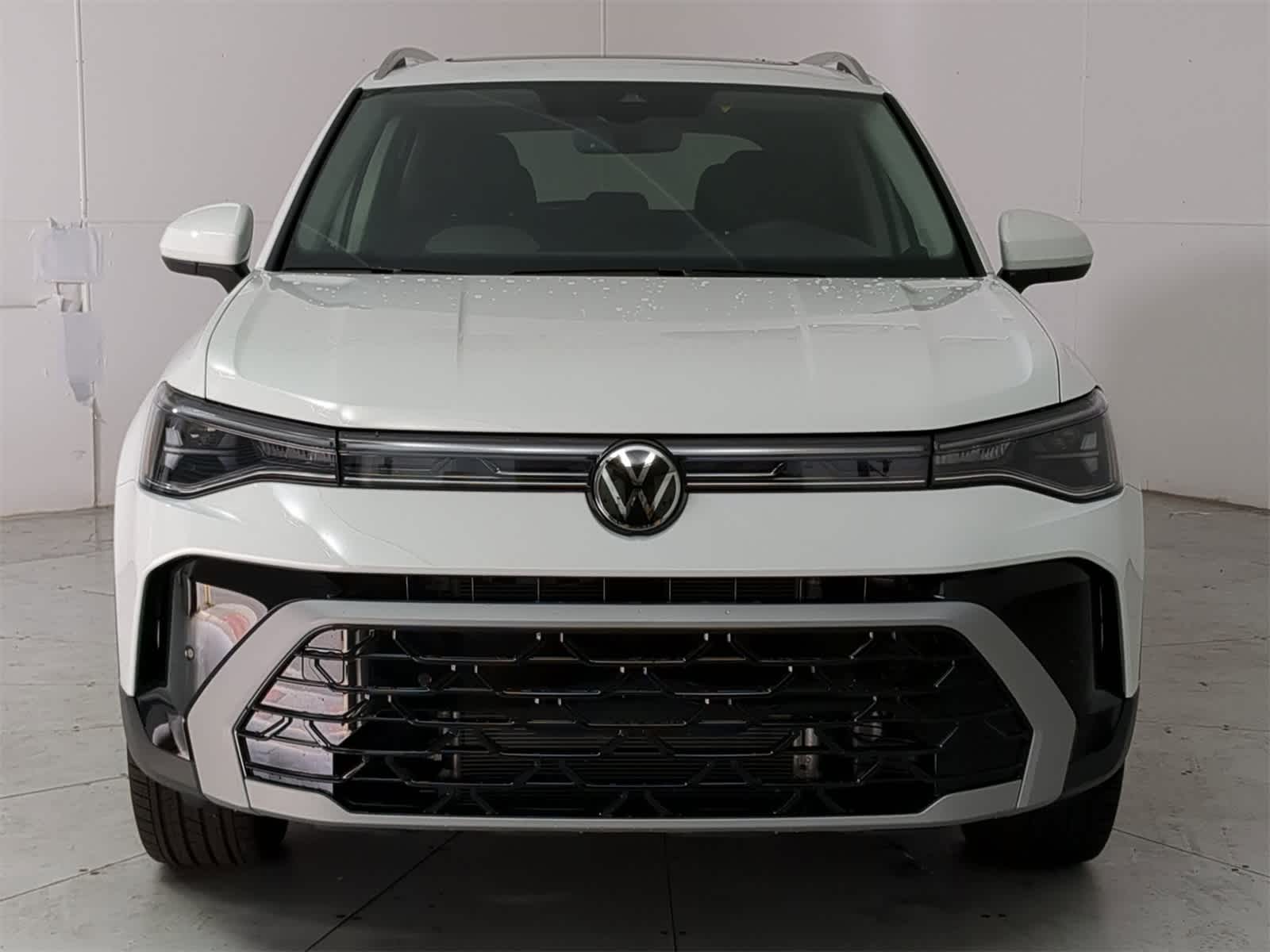 Thumbnail: 2025 Volkswagen Taos - 9