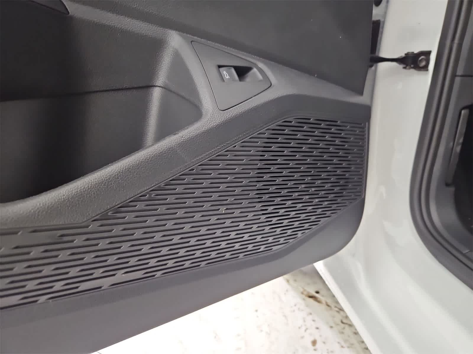 Thumbnail: 2026 Volkswagen Jetta - 30