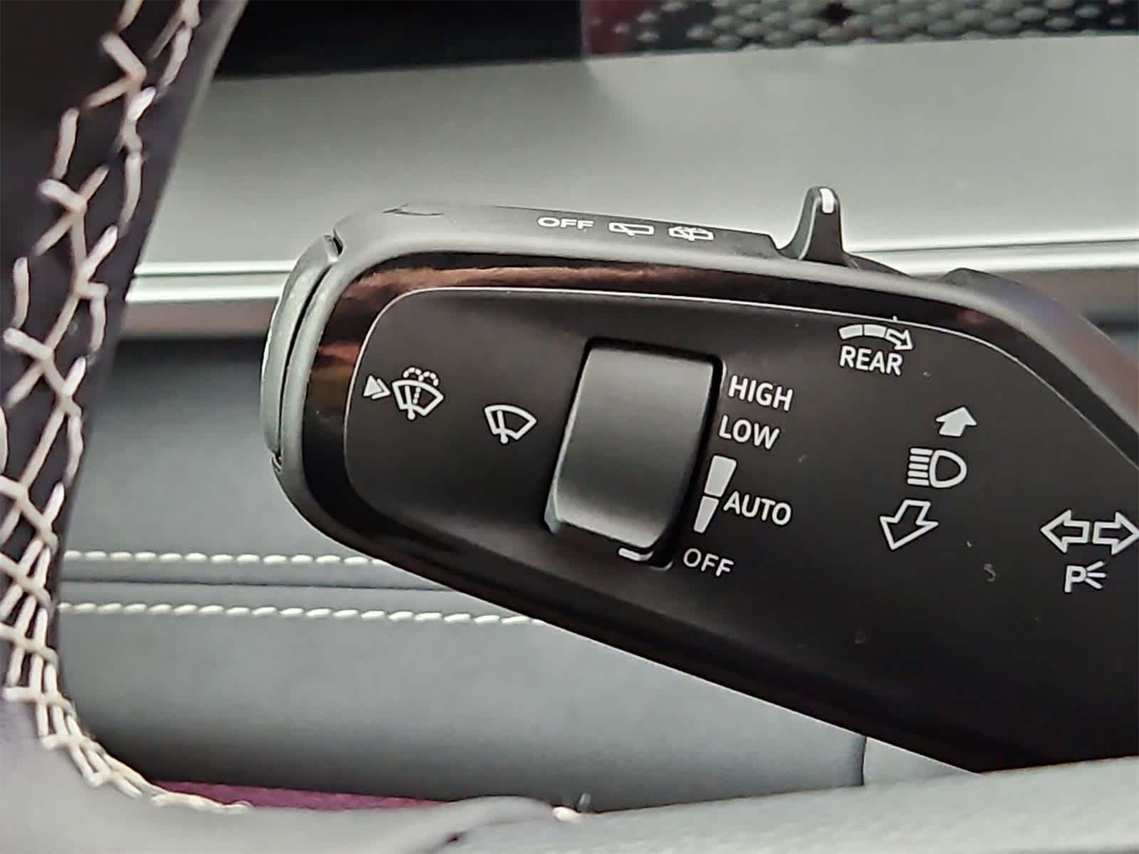 Thumbnail: 2025 Volkswagen Tiguan - 27