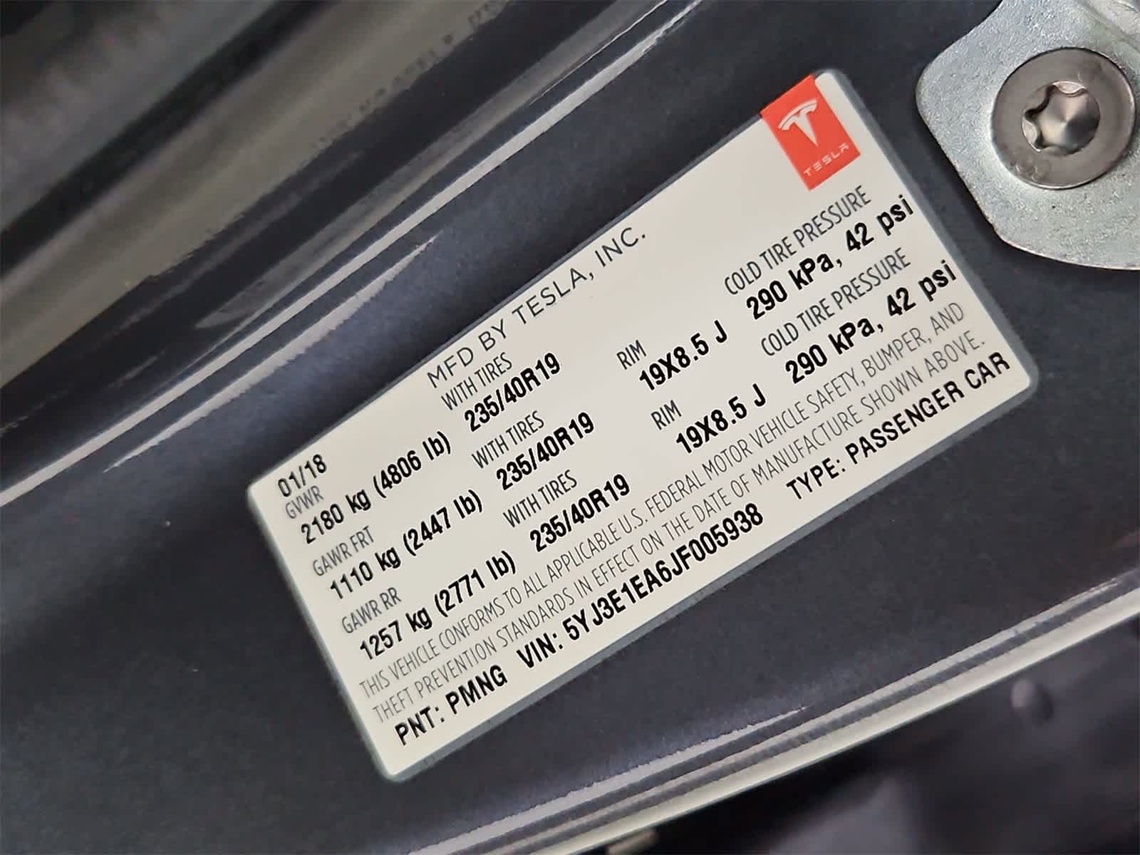 Thumbnail: 2018 Tesla Model 3 - 38