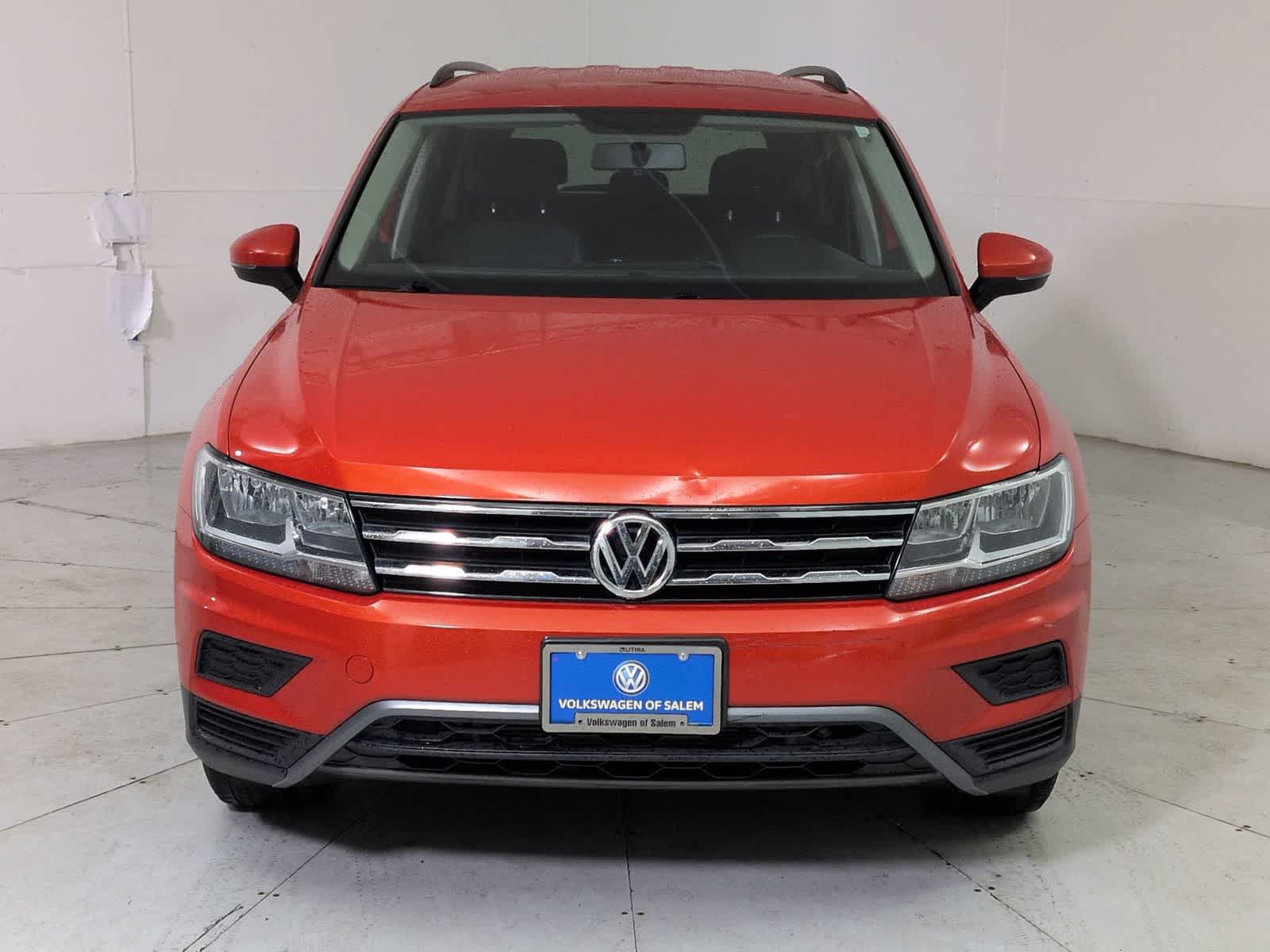 Thumbnail: 2018 Volkswagen Tiguan - 9
