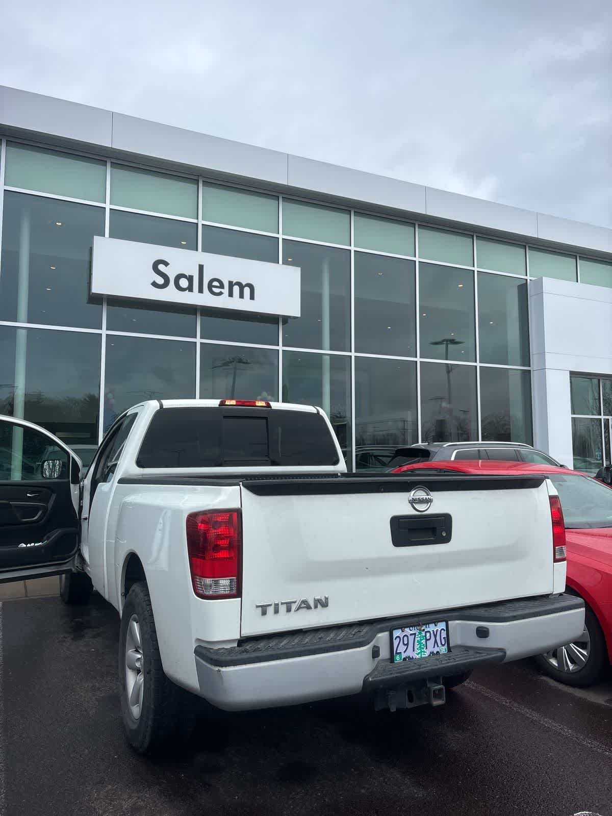 Thumbnail: 2015 Nissan Titan - 4