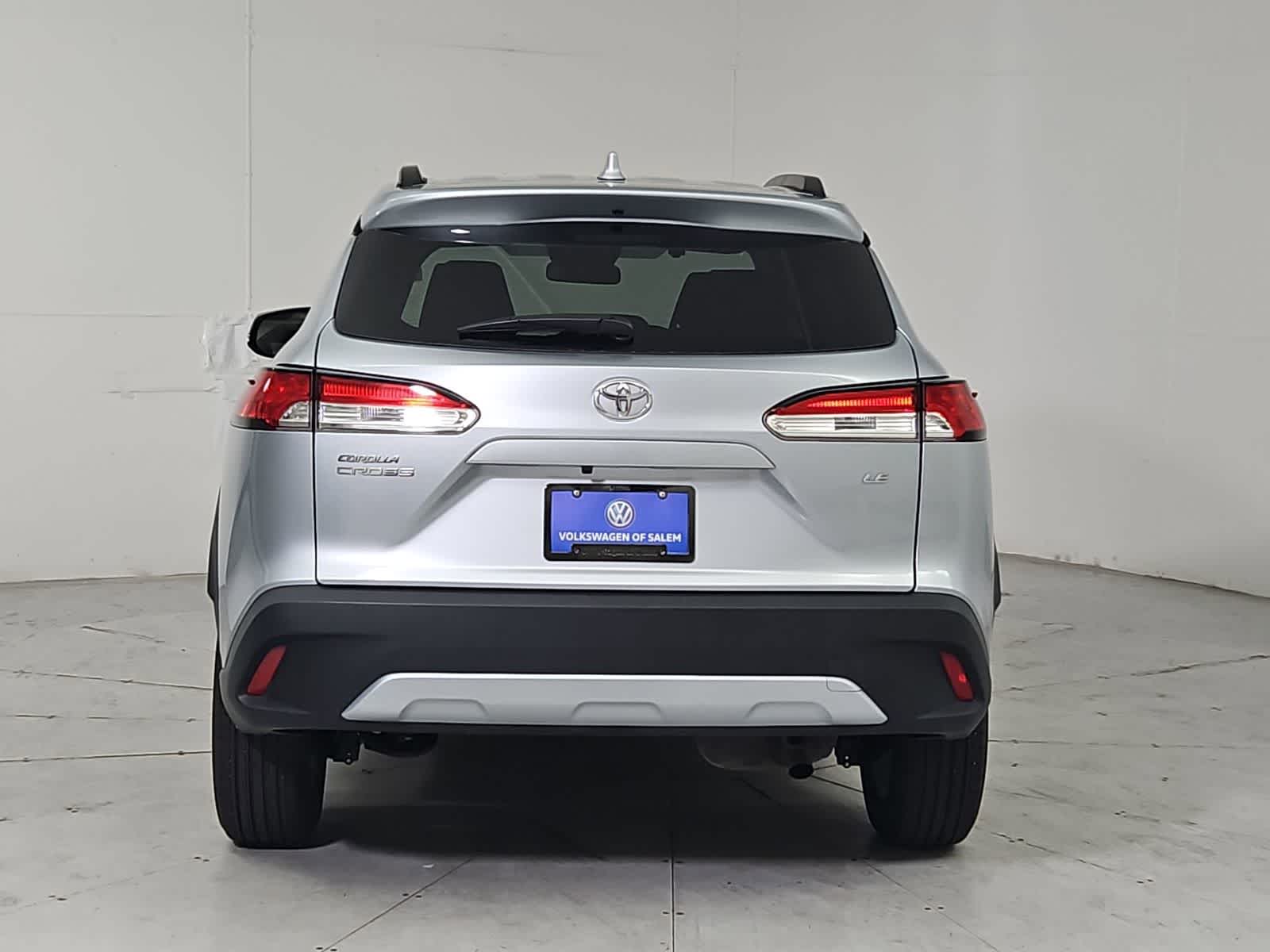 Thumbnail: 2023 Toyota Corolla Cross - 4