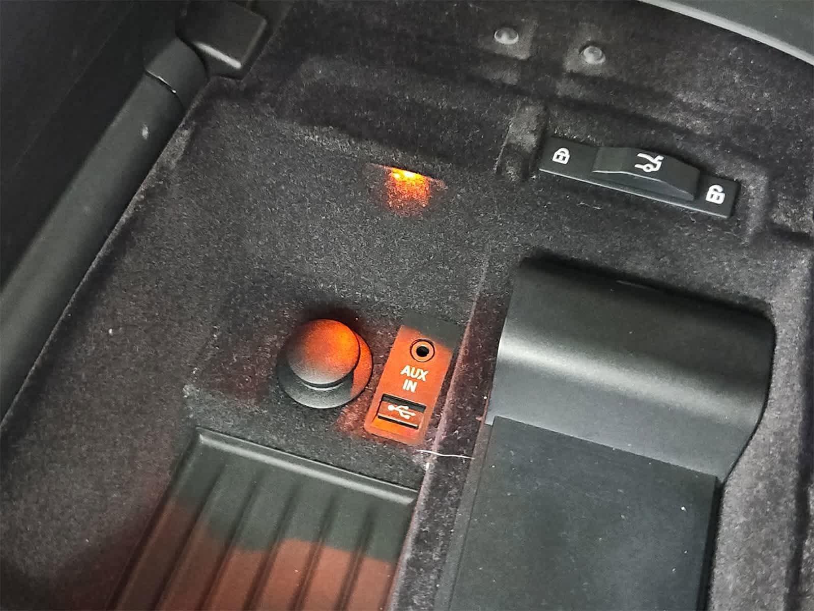 Thumbnail: 2011 BMW 5 Series - 33