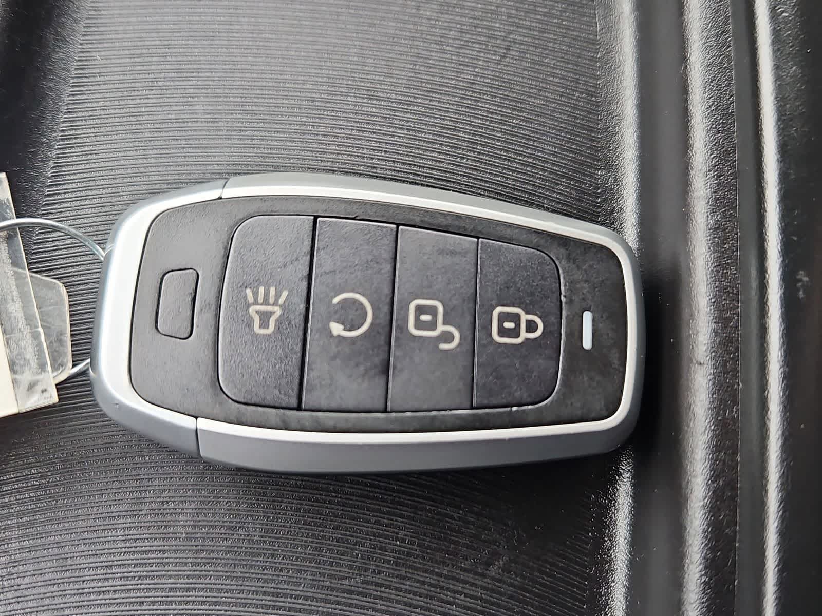 Thumbnail: 2018 Chrysler Pacifica - 35