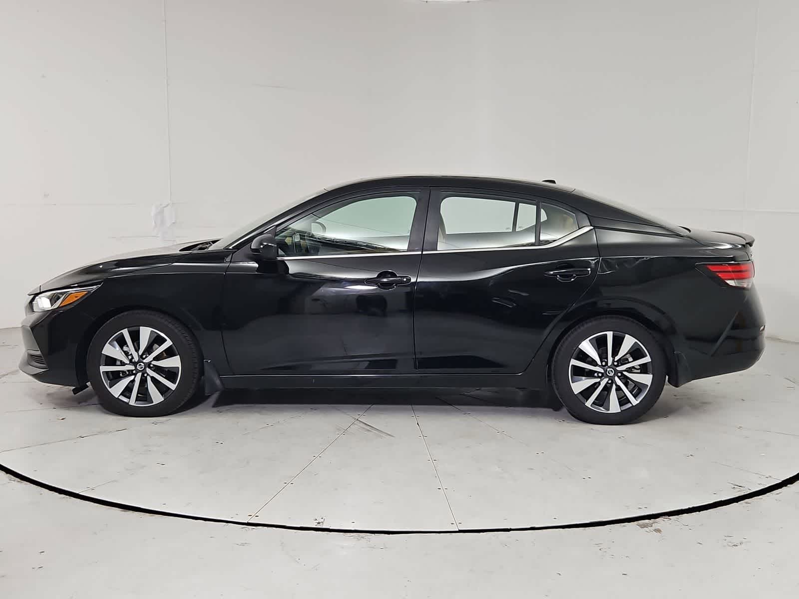 Thumbnail: 2021 Nissan Sentra - 3