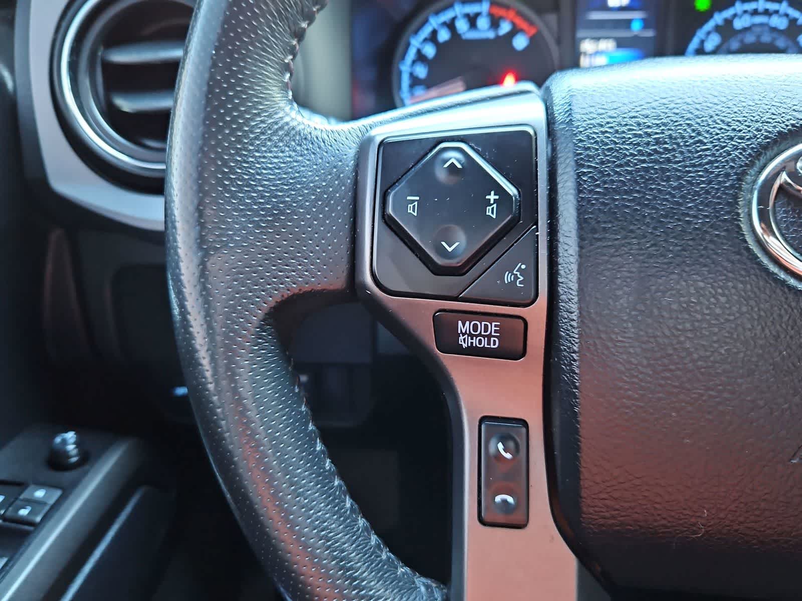 Thumbnail: 2021 Toyota Tacoma - 23