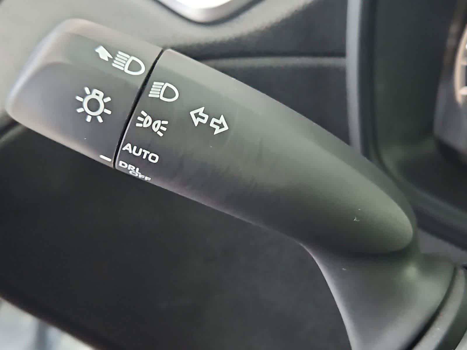 Thumbnail: 2023 Toyota Corolla Cross - 24