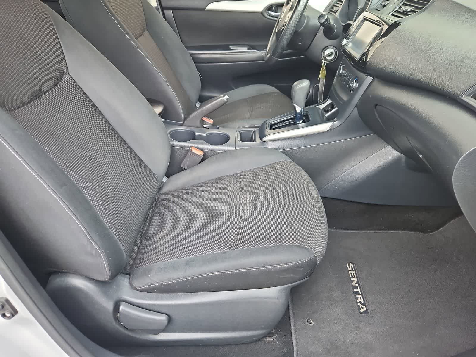 Thumbnail: 2019 Nissan Sentra - 21