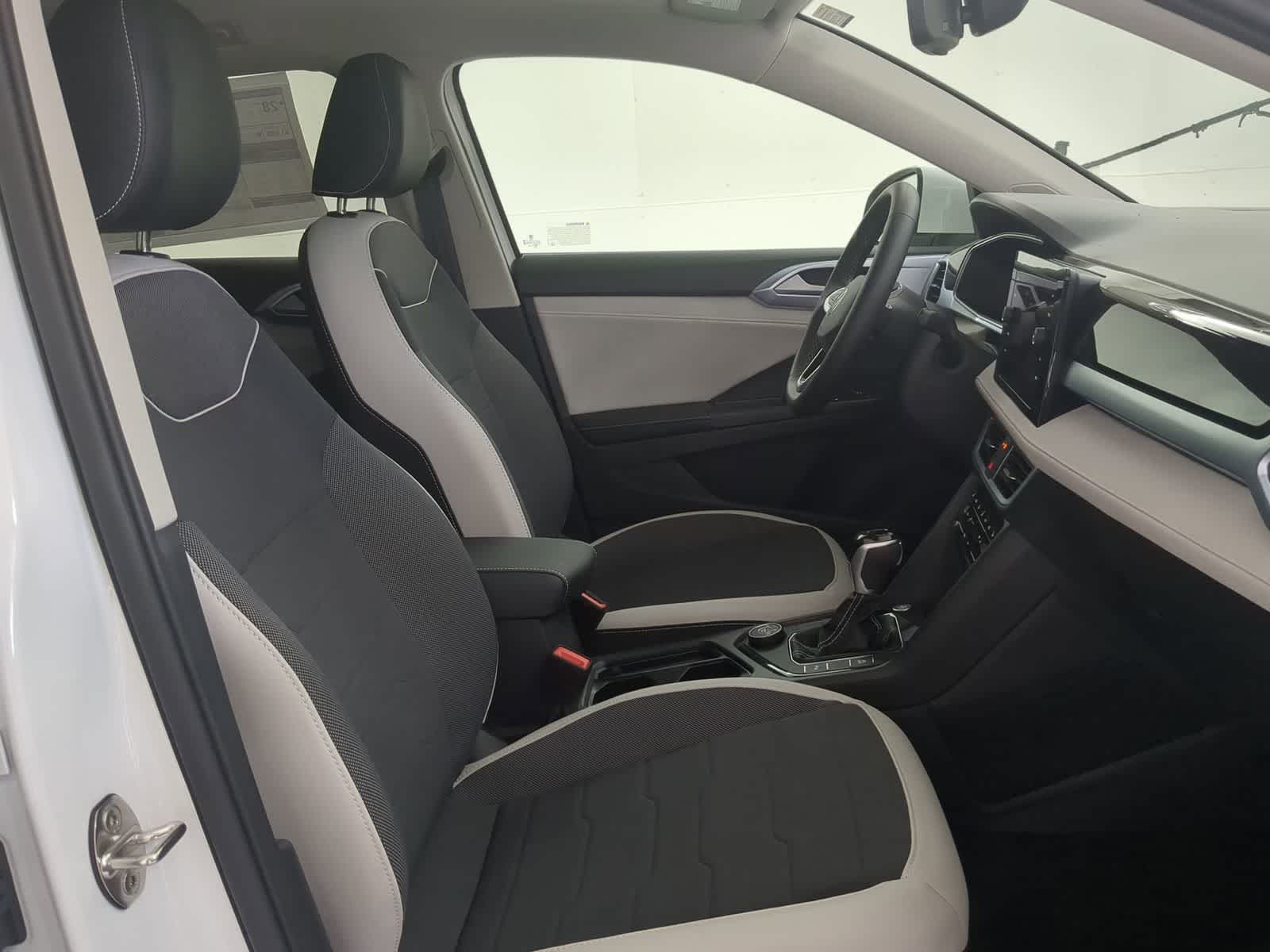 Thumbnail: 2025 Volkswagen Taos - 23