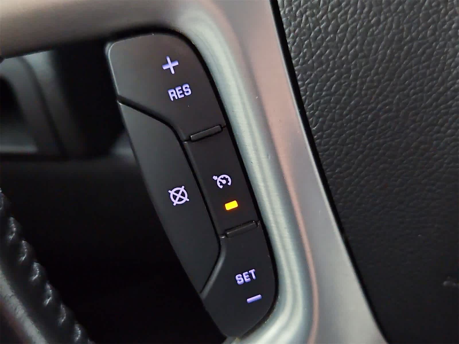 Thumbnail: 2014 Cadillac Escalade - 23