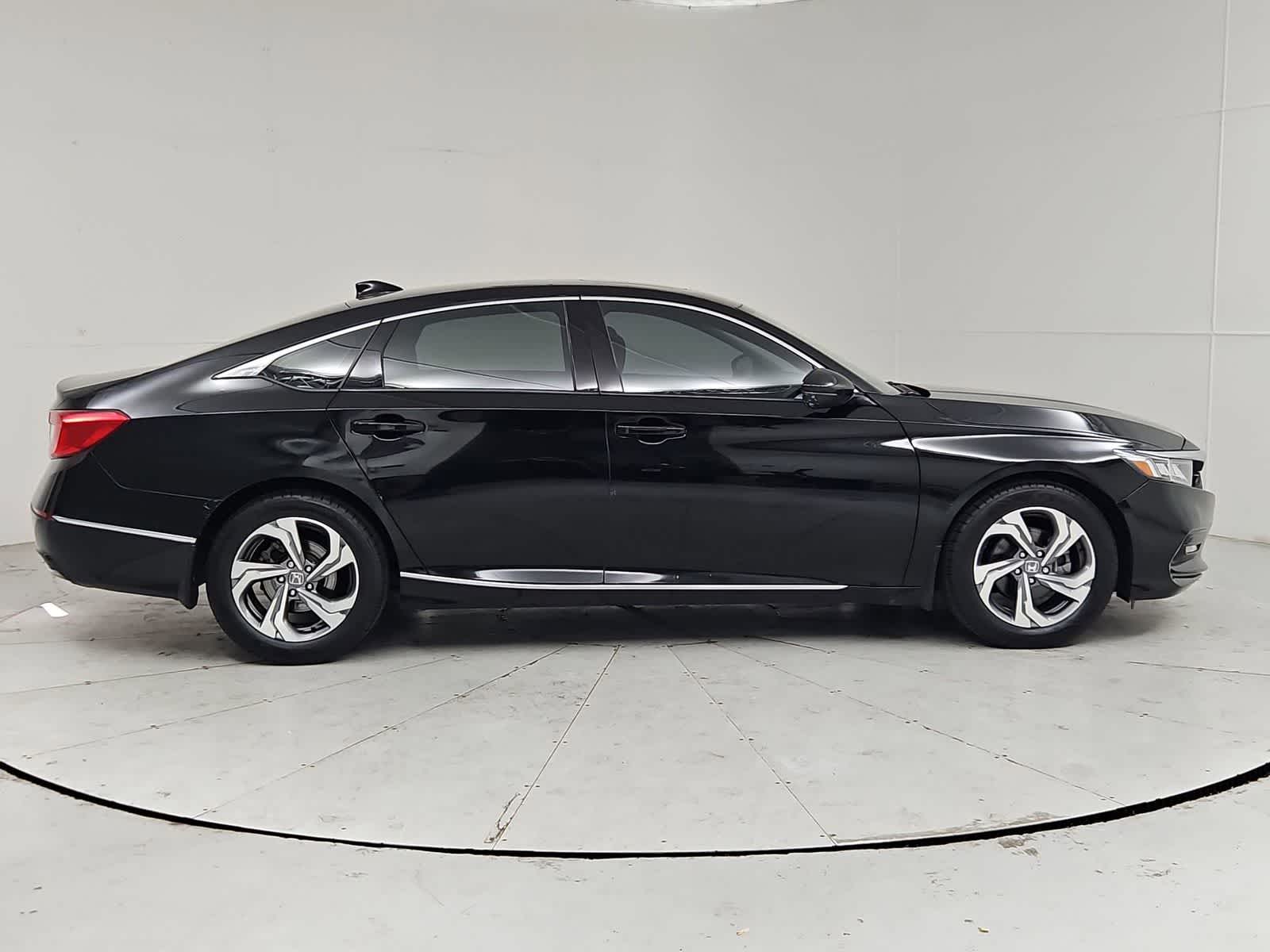 Thumbnail: 2018 Honda Accord - 7
