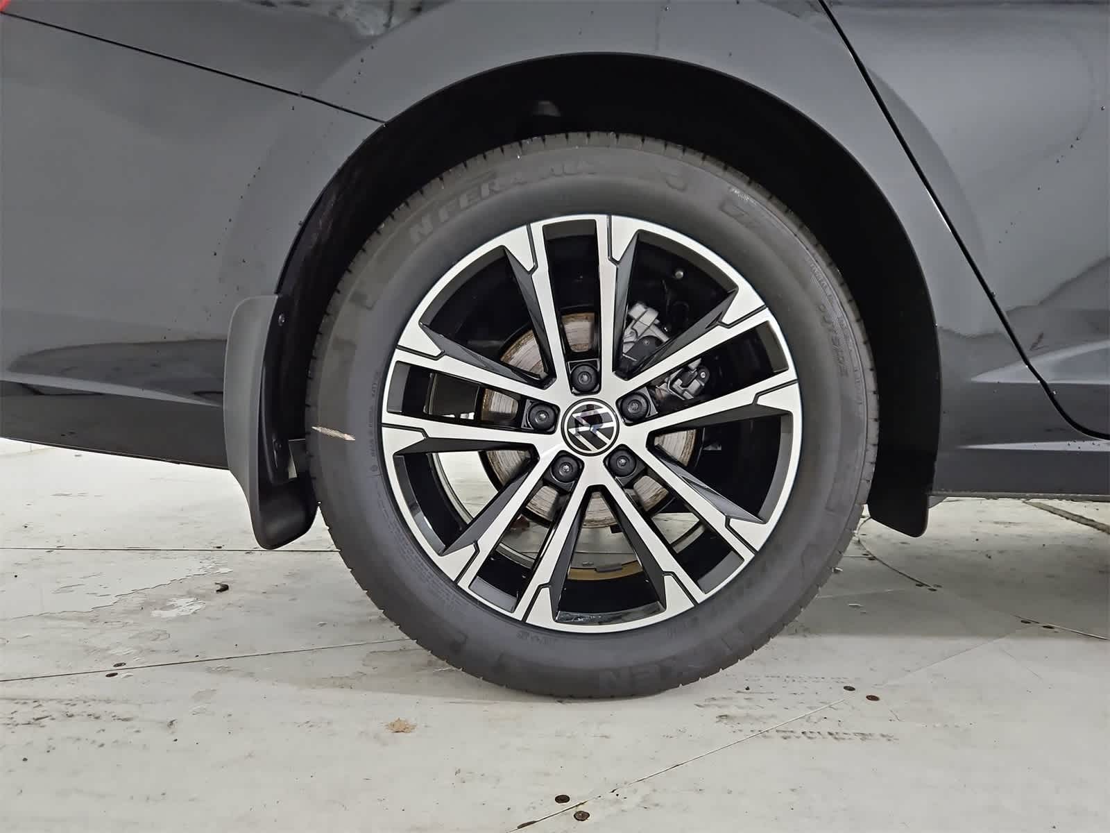 Thumbnail: 2026 Volkswagen Jetta - 13