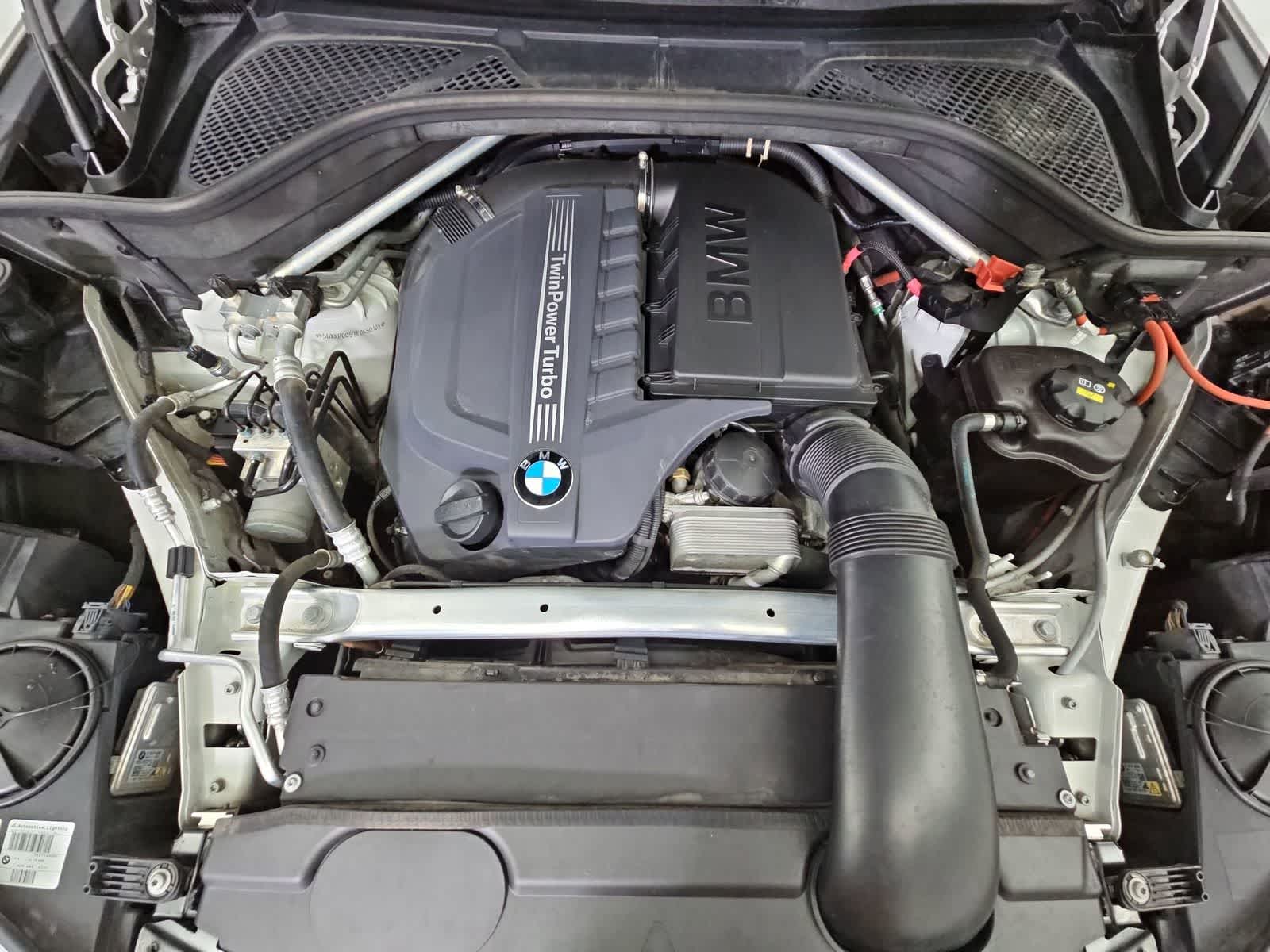 Thumbnail: 2014 BMW X5 - 14