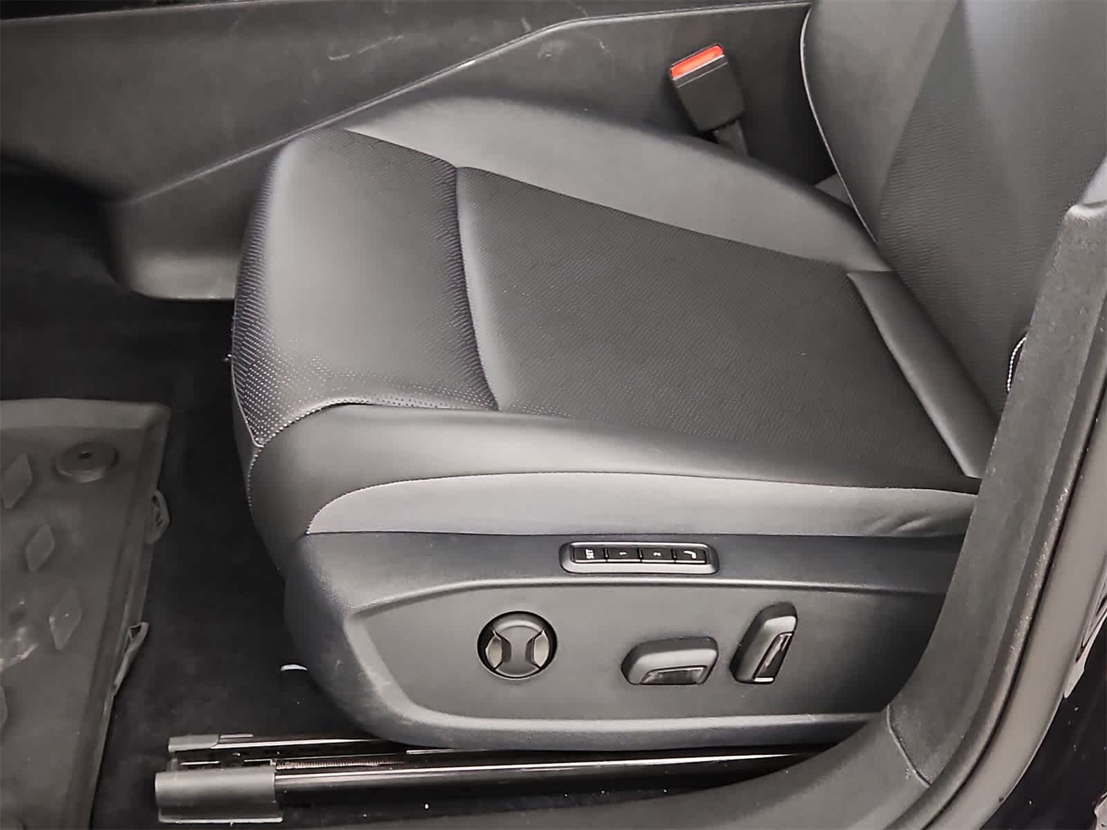 Thumbnail: 2023 Volkswagen ID.4 - 17