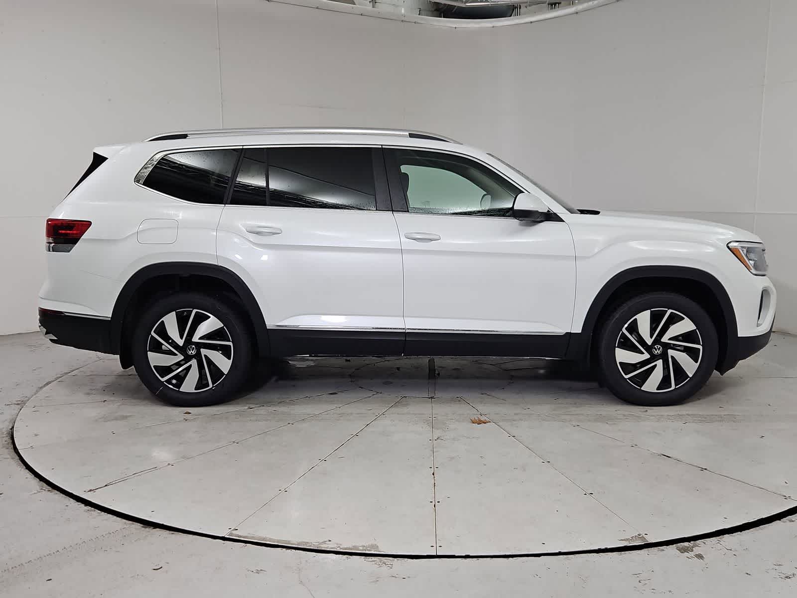 Thumbnail: 2026 Volkswagen Atlas - 7