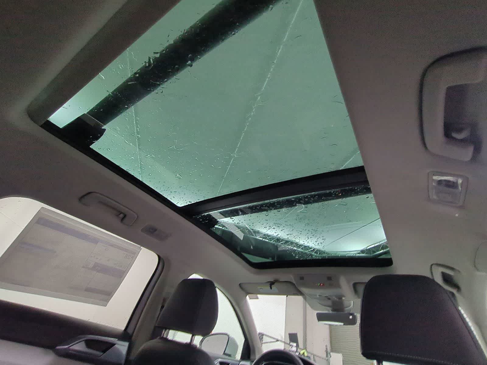 Thumbnail: 2025 Volkswagen Taos - 21