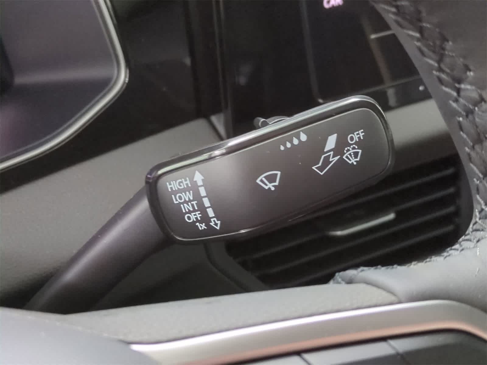 Thumbnail: 2025 Volkswagen Jetta - 25