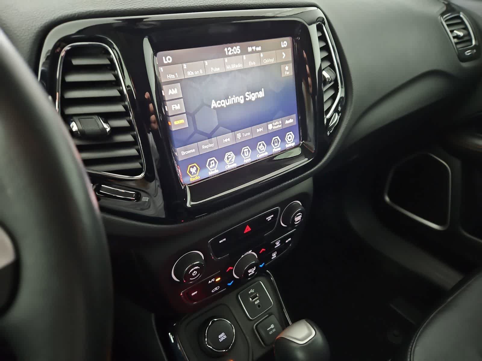 Thumbnail: 2019 Jeep Compass - 27