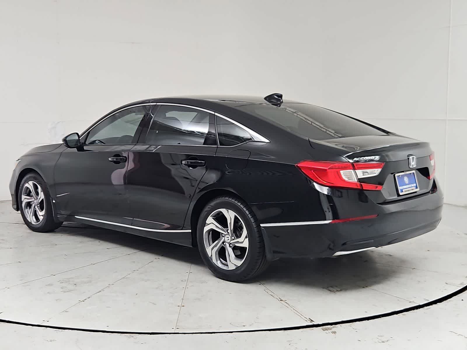 Thumbnail: 2018 Honda Accord - 4