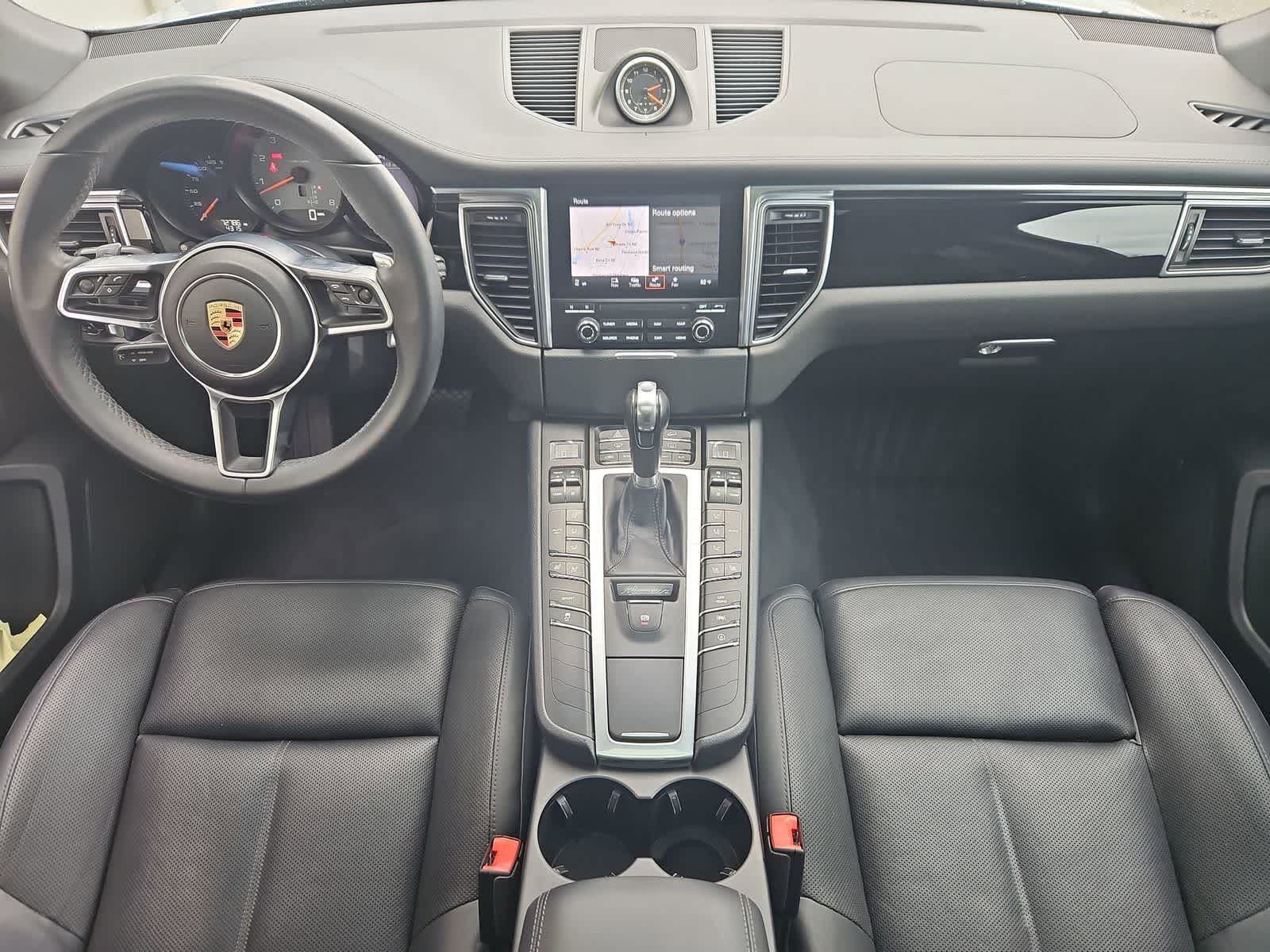 Thumbnail: 2017 Porsche Macan - 15