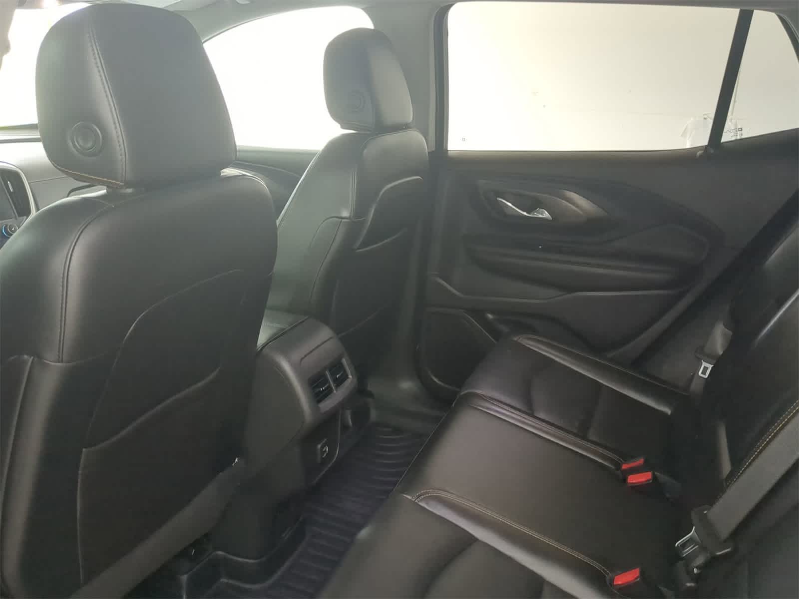 Thumbnail: 2021 GMC Terrain - 18
