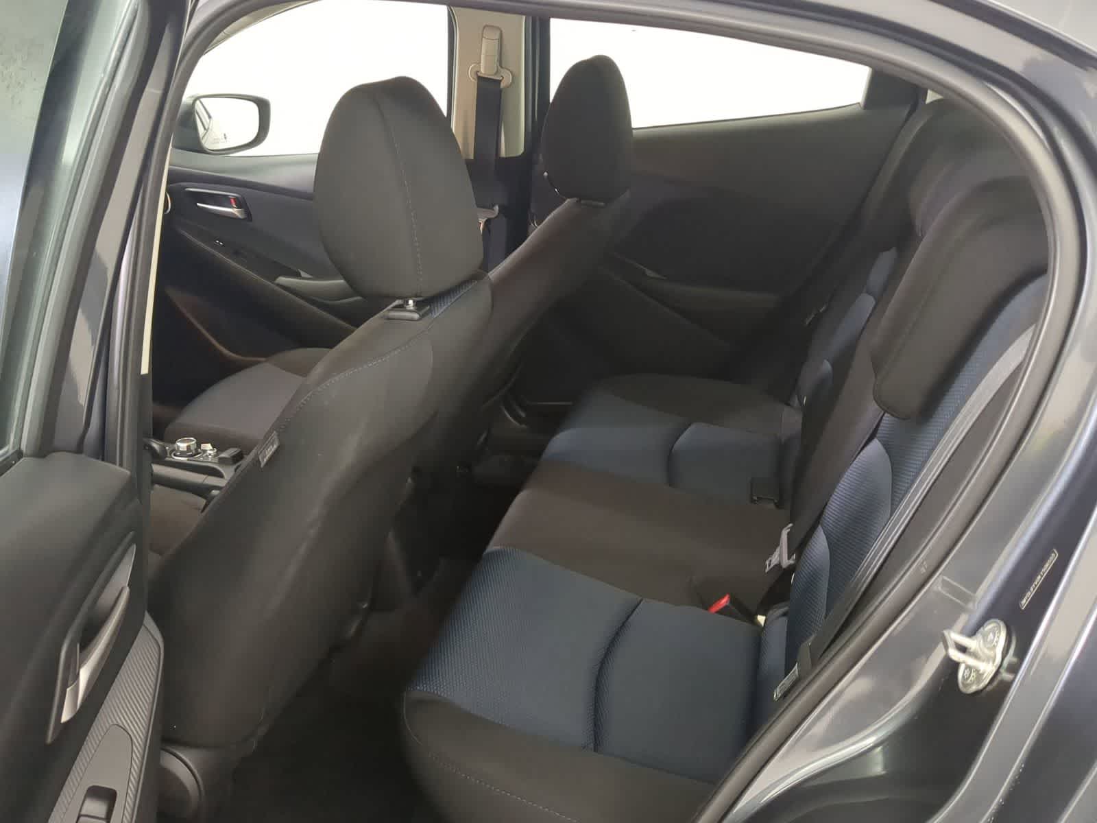 Thumbnail: 2019 Toyota Yaris - 18