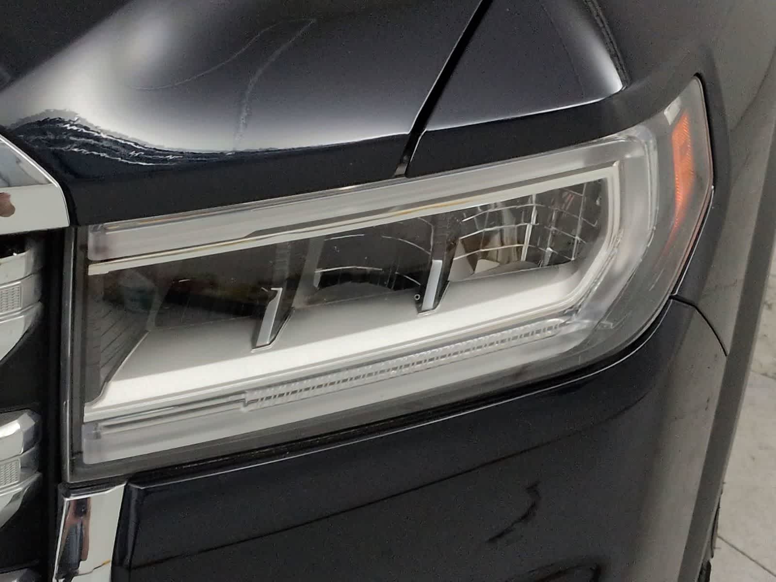 Thumbnail: 2022 GMC Acadia - 10