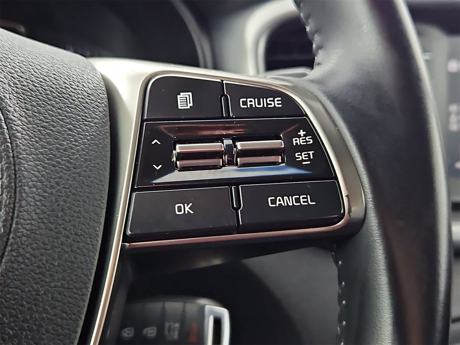 Thumbnail: 2019 Kia Sorento - 24